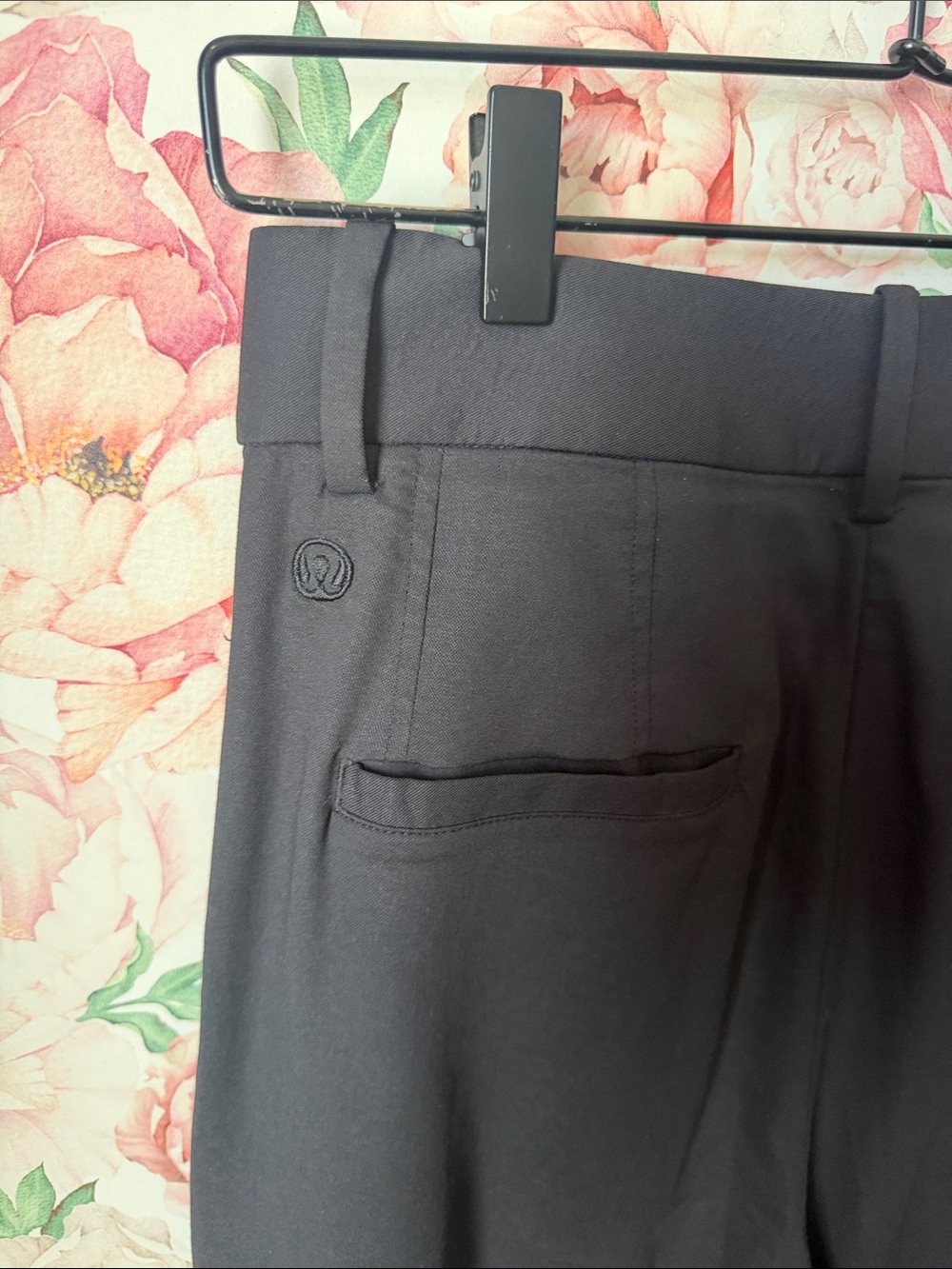 149-$75 *FREE SHIP* Lululemon Pleat-Front High-Rise Trouser Black size 0 - Picture 6 of 7